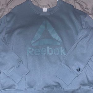 Reebok crewneck with side pockets